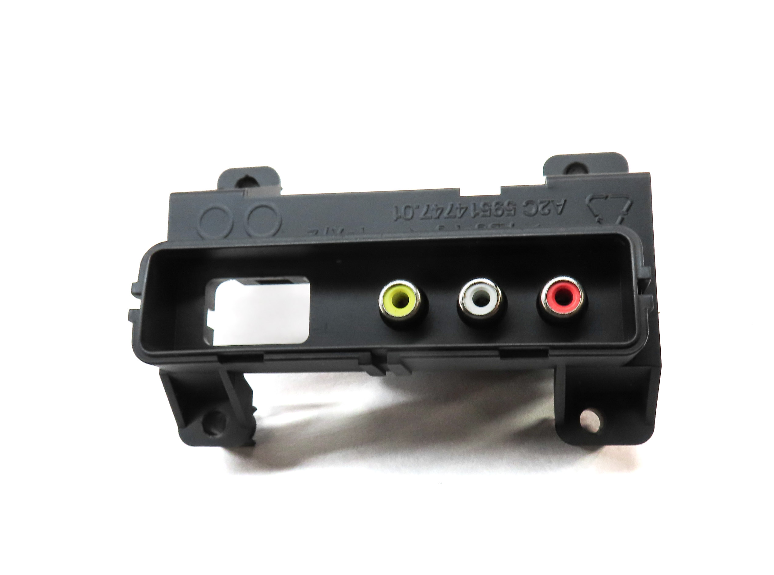 2016 LAND RANGE ROVER (L405) RCA AUDIO VIDEO MEDIA INPUT JACK PANEL OUTLET — exact item pictured
